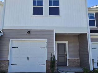 4109 Summit Woods Dr, Charlotte, NC 28216