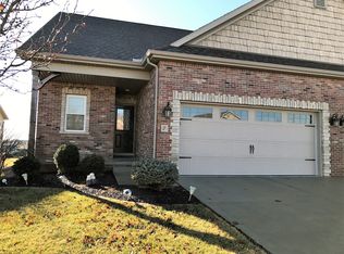 7 Yukon Cir, Bloomington, IL 61705