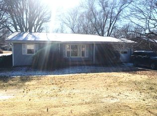 830 W Broadmoor St, Springfield, MO 65807