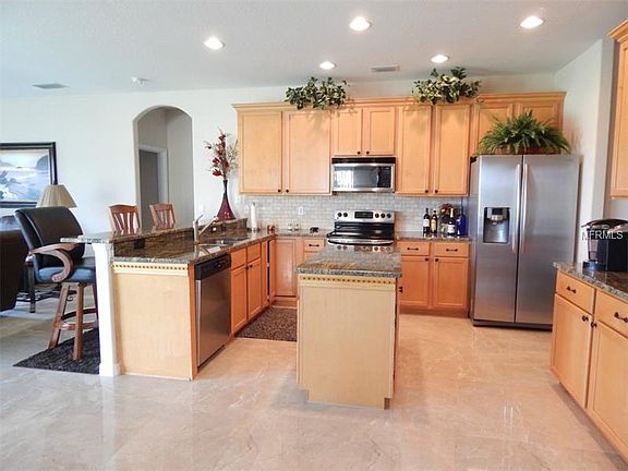 3rd image of 16548 Spring Park Dr
