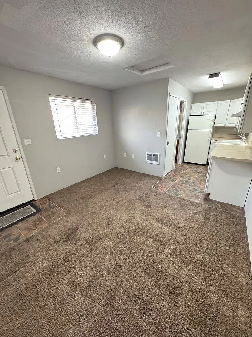 Cozy Cottage Style 1 Bed, 1 Bath ADU in Oregon City — Photo 1