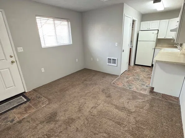 925 Laurel Ln #Adu, Oregon City, OR 97045