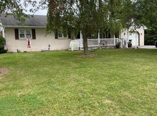 9501 Mentzer Gap Rd, Waynesboro, PA 17268