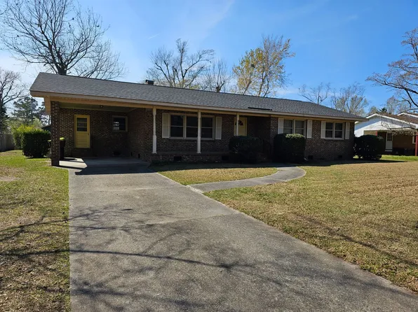 15 Chattawka Dr, Havelock, NC 28532