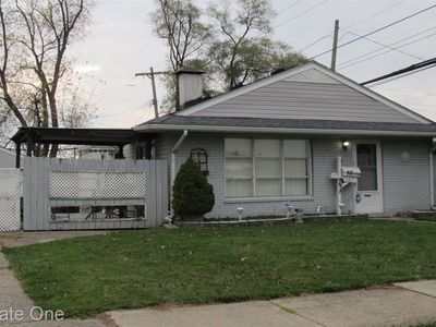 6877 Harding St, Taylor, MI, 48180