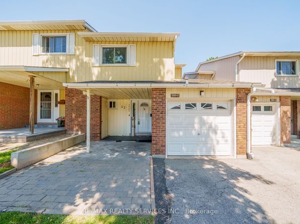 5009 Pinedale Ave #43, Burlington, ON L7L 5J6