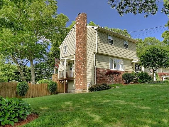 3rd image of 66 Julia Dr
