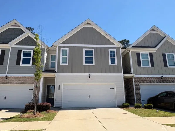 7635 Gray Pointe Dr, Lithonia, GA 30058