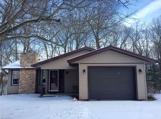 834 Woods Edge Ct, Wooster, OH 44691