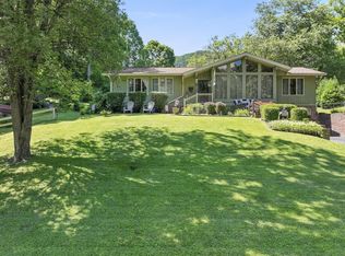 1511 Mountain View Ave E, Big Stone Gap, VA 24219