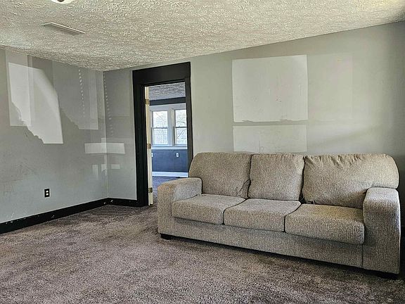 5th image of 6707 N Lumberjack Rd