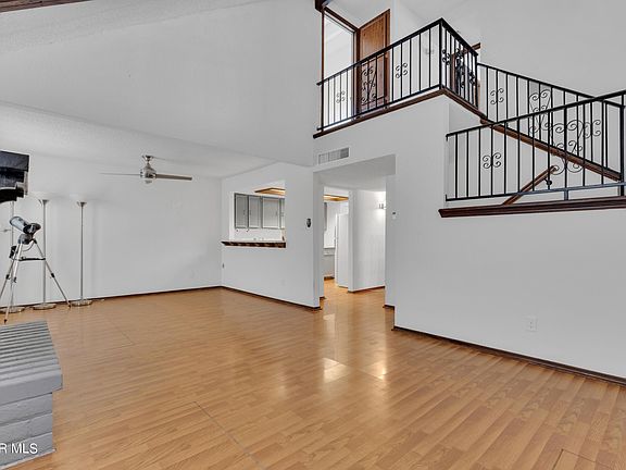5th image of 3105 Wayside St APT E
