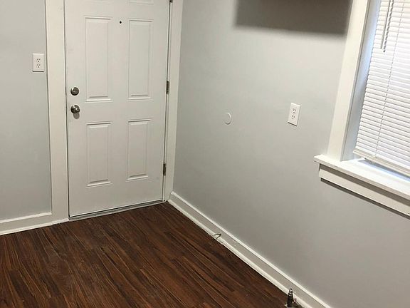 4th image of 6108 S Eberhart Ave #2W