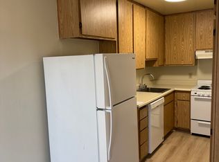2418 N Naomi St APT 204, Burbank, CA 91504
