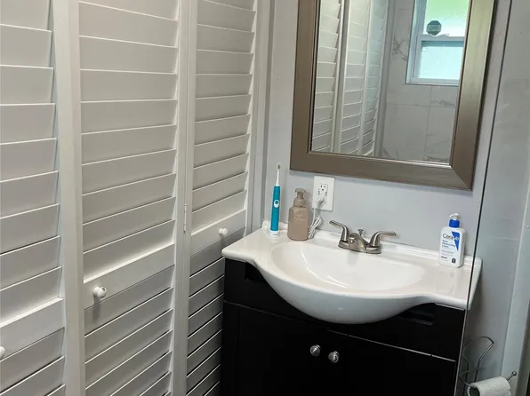 8361 Johnson Street, Pembroke Pines, FL 33024