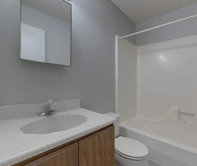 1321 N Sheridan St — Photo 13