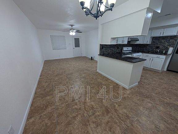 4th image of 309 Vincent Ct NW