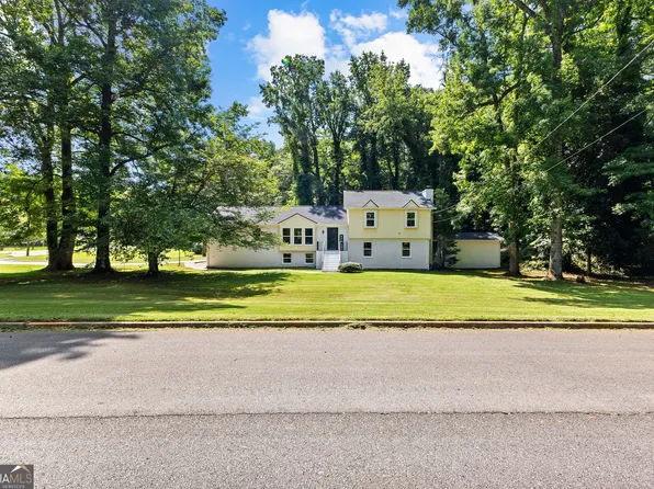 601 Nelson Dr, Thomaston, GA 30286