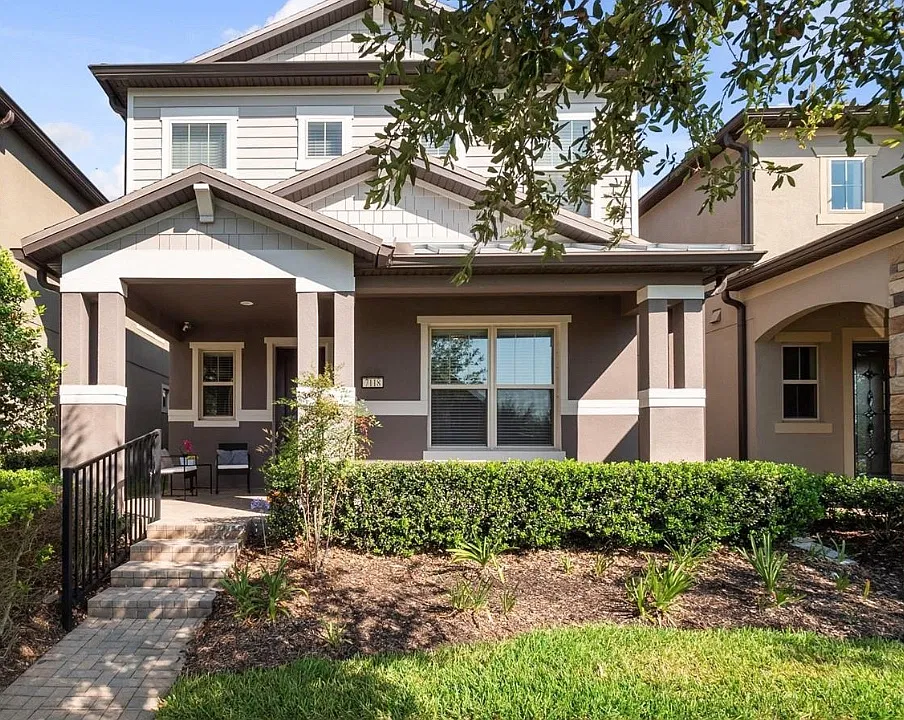 7118 Enchanted Lake Dr