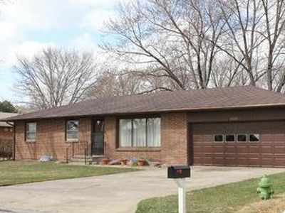 2127 Northridge Dr, Fairbury, NE, 68352