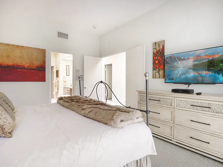 371 Indian Ridge Dr — Photo 16