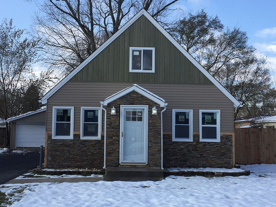 2nd image of 9736 S Merton Ave
