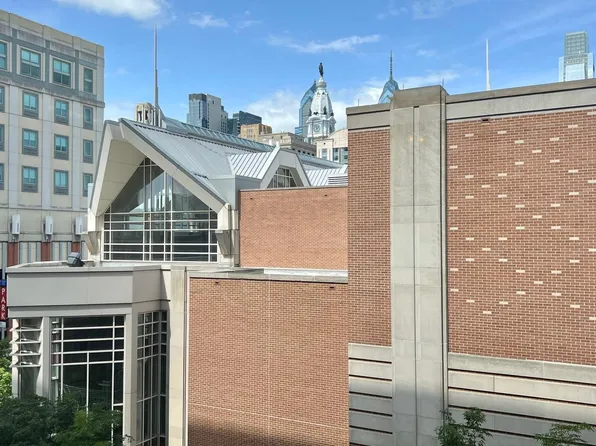 1027 Arch St APT 406, Philadelphia, PA 19107