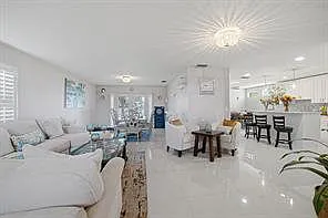 6466 Buena Vista Dr — Photo 9