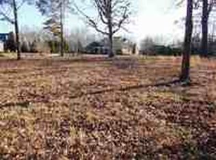 400 Albemarle Dr, Tullahoma, TN 37388