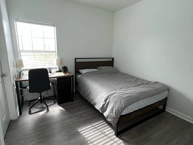2320 Gracy Farms Ln #732 — Photo 8