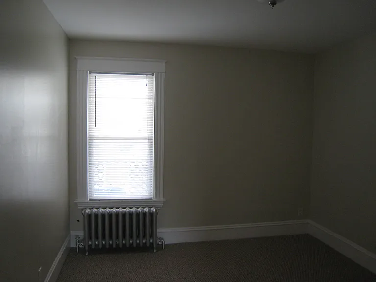 106 Walnut St #3 — Photo 7