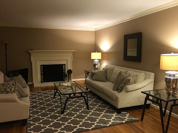 3rd image of 8418 Wendell Dr