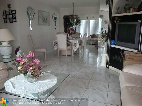 3rd image of 4909 NW 43rd Ter
