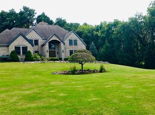 13340 Spencer Rd, Milford, MI 48380