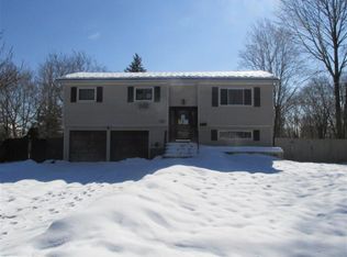 248 Peterson St, Brentwood, NY 11717