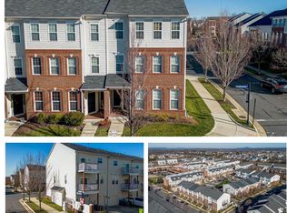19470 Promenade Dr, Leesburg, VA
