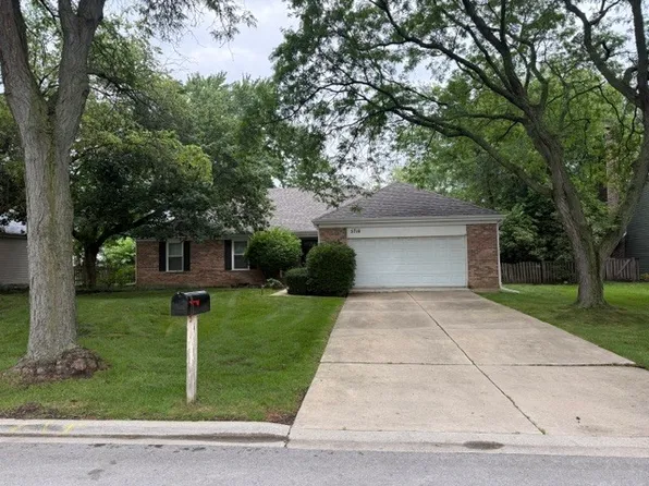 5710 Silentbrook Ln, Rolling Meadows, IL 60008