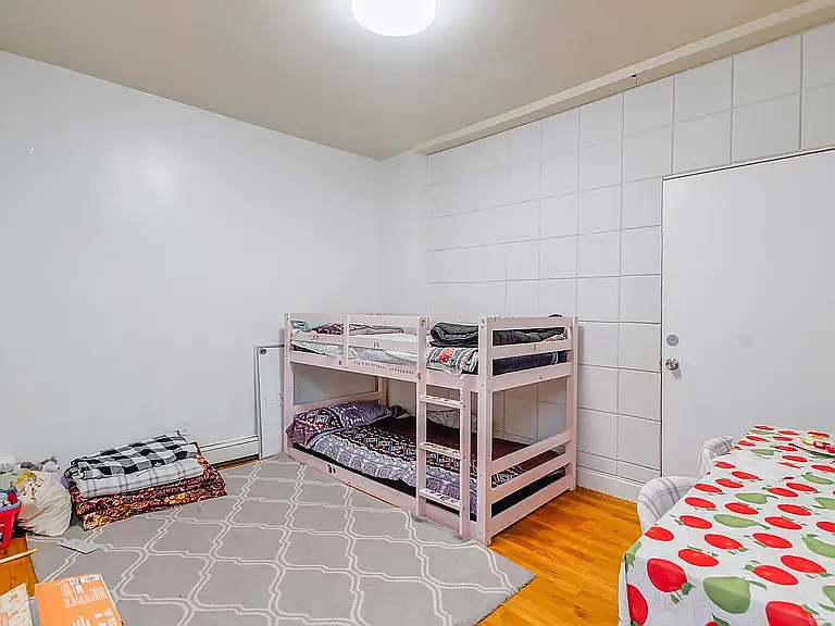 77 Wallis Ave #1F — Photo 8