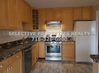 8404 58th Ave, Middle Village, NY 11379