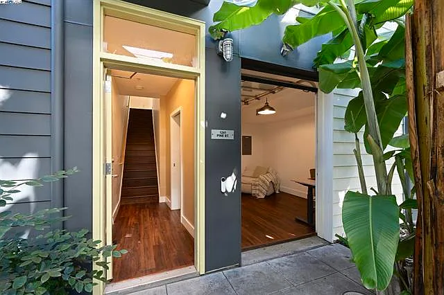 1239 Pine St — Photo 2