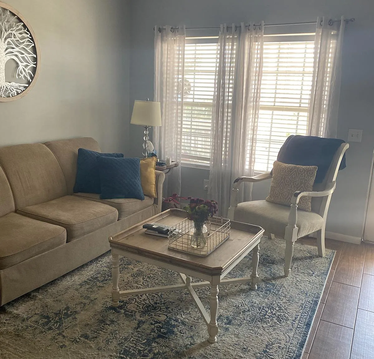 2 bed, 850 sqft, $1,700 — Photo 3