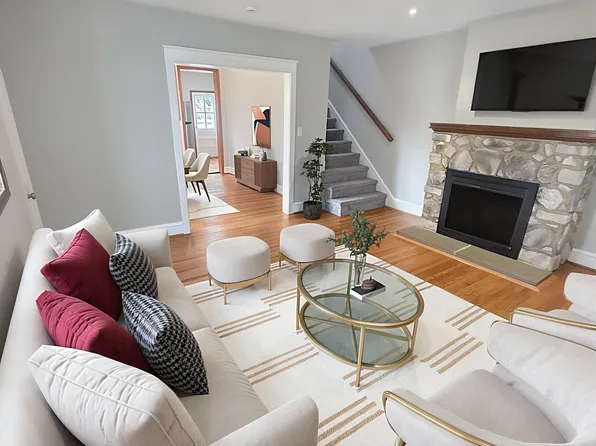 328 Blanchard Rd, Drexel Hill, PA 19026