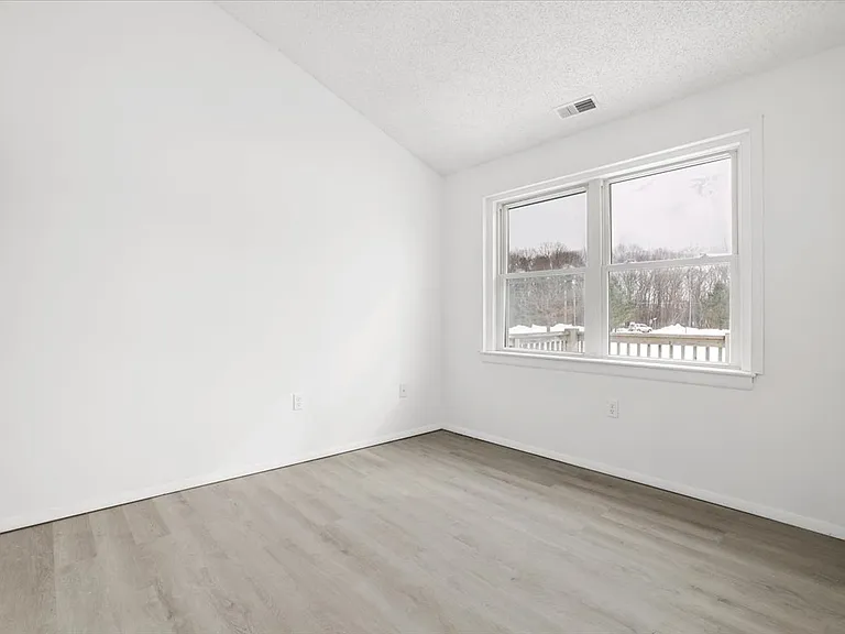 145 Snowshoe Ct #204 — Photo 11