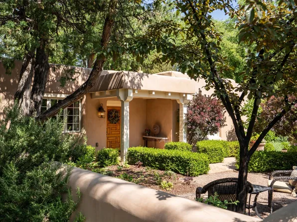 810 Waldo St, Santa Fe, NM 87505