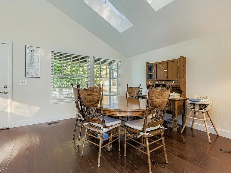 6276 Nassau Ct — Photo 7