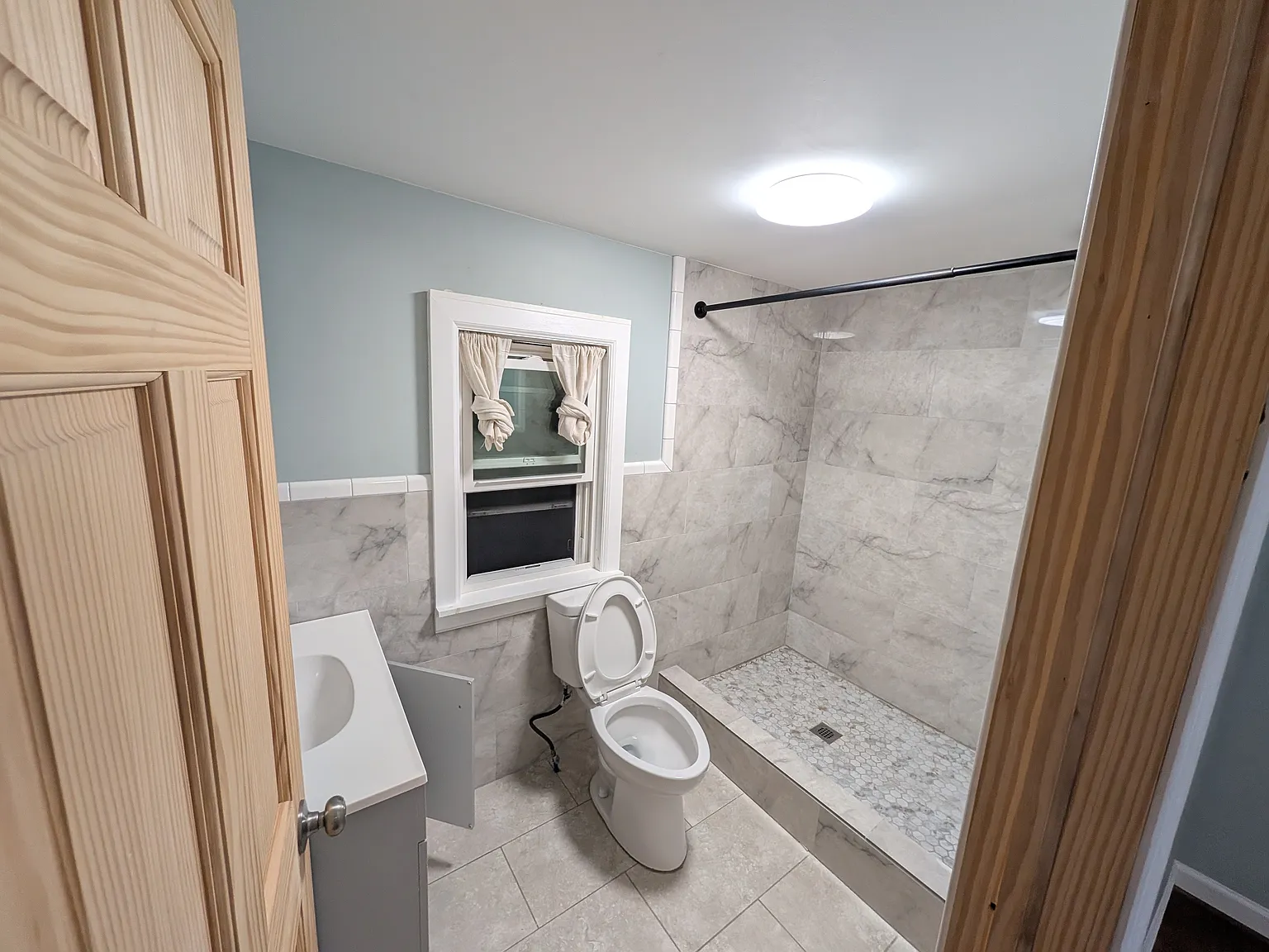 3 bed, 1150 sqft, $2,150 — Photo 1