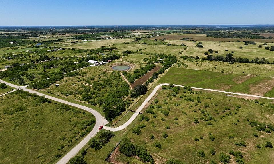 1st image of 1624 County Road 135