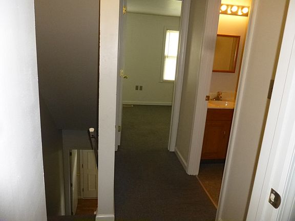 2nd fl hall