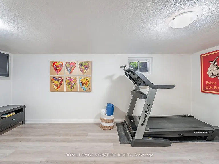 31 Brookview Dr — Photo 34