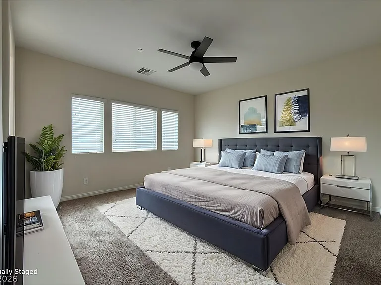 384 Monique Springs St — Photo 3